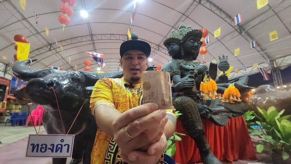 เลขเงินขวัญถุงหลังการแสดงมังกรทองจบลง